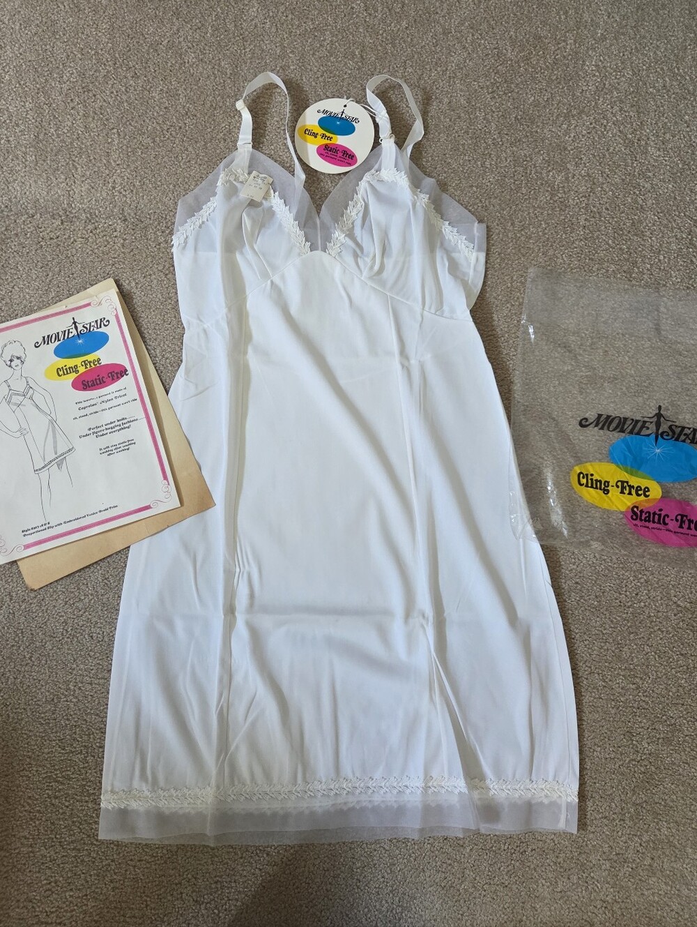 White Vintage full dress slip Movie Star 32 Chemise Lingerie New Marshall Field’